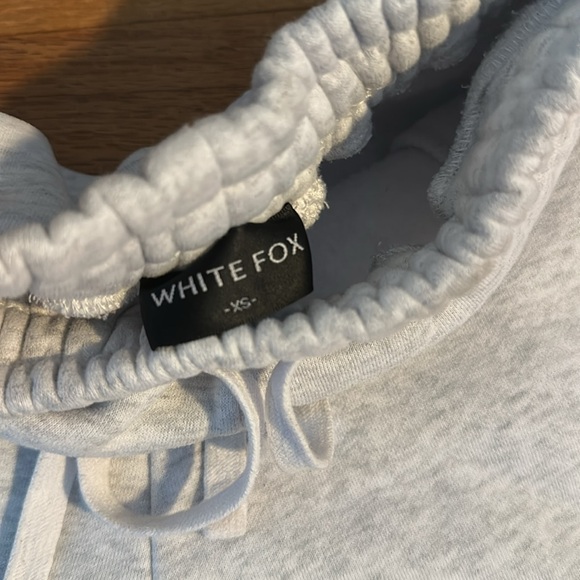 White Fox Shorts - Picture 3 of 4